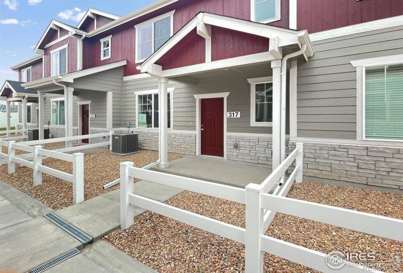 317 Cardinal Street, Johnstown, Colorado 80534 - 2 Bedrooms, 3 Bathrooms, 1,040 Sqft Home For Sale - Mountain View - Price $338,600 - MLS IR997187